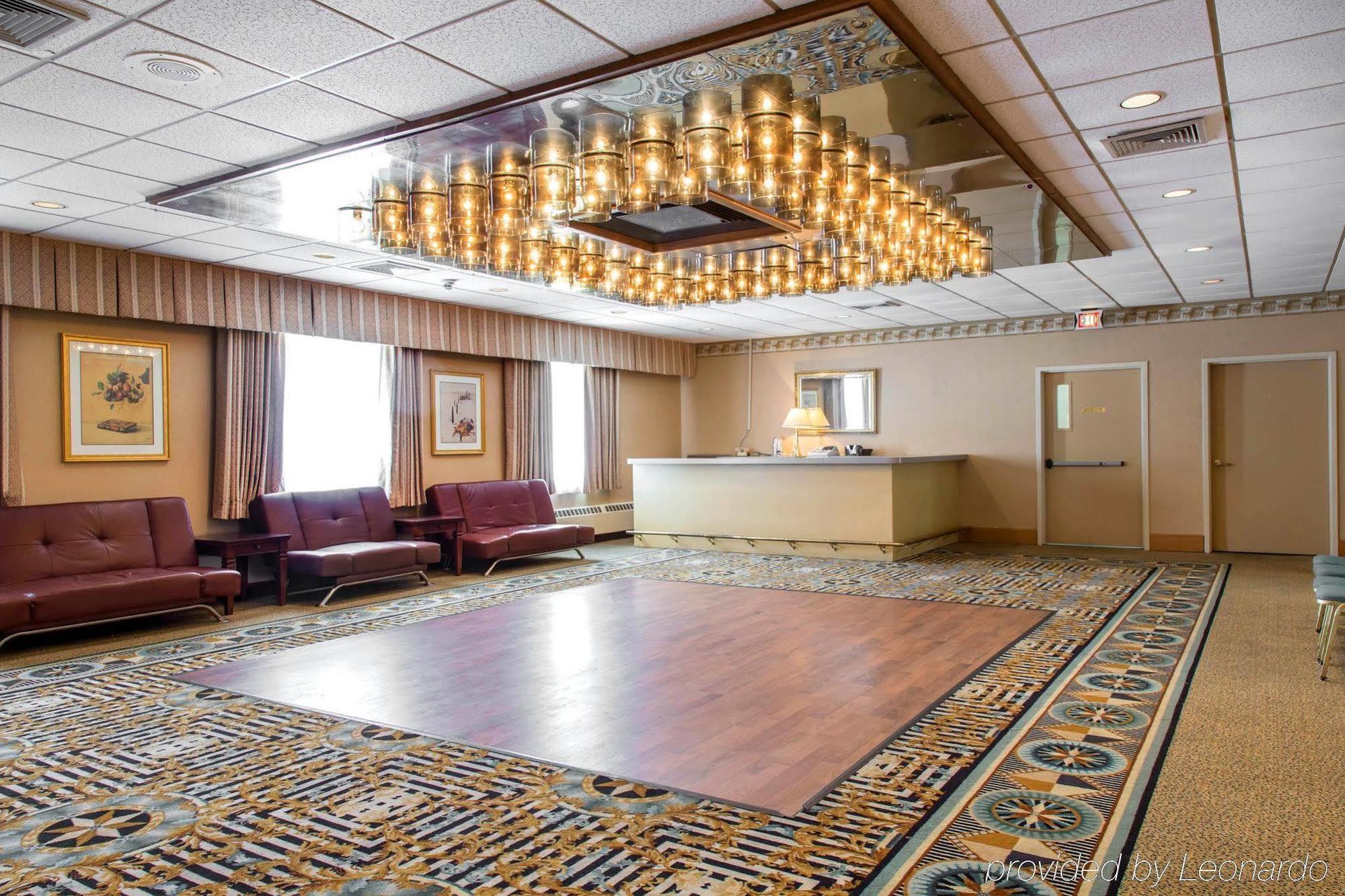 Quality Inn Windsor Locks Extérieur photo